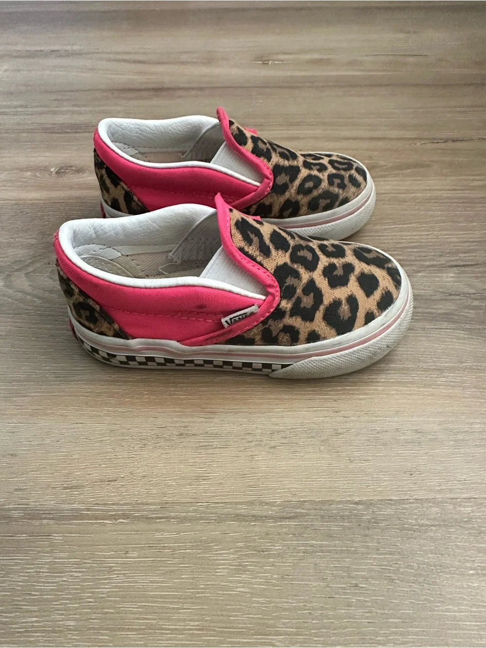 Vans Leopard Toddler Slip On Shows Hot Pink & Checkered Details